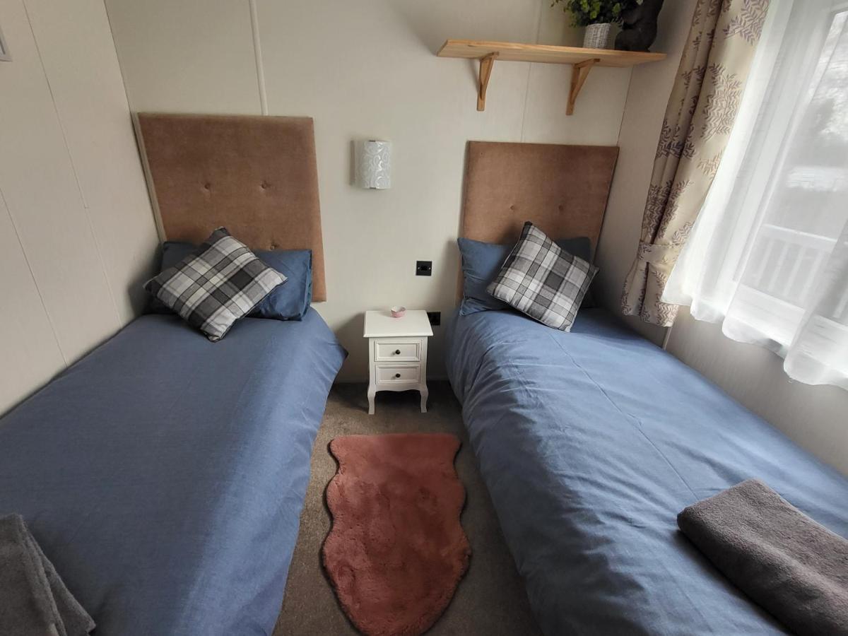 Idyllic Lakeview Lodge 치체스터 외부 사진